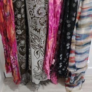 Lot of 5 long scarfs grenier Joe fresh and other